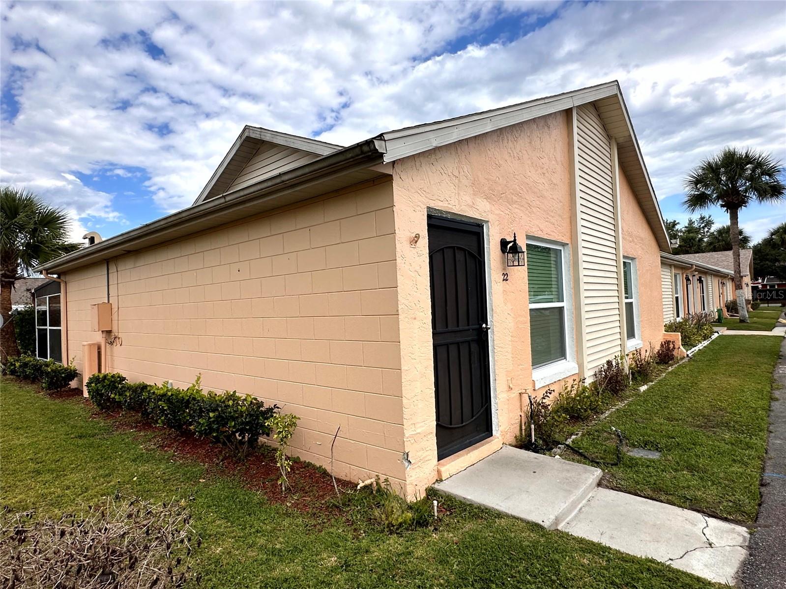 22 W COUNTRY COVE WAY, KISSIMMEE, FL, 34743