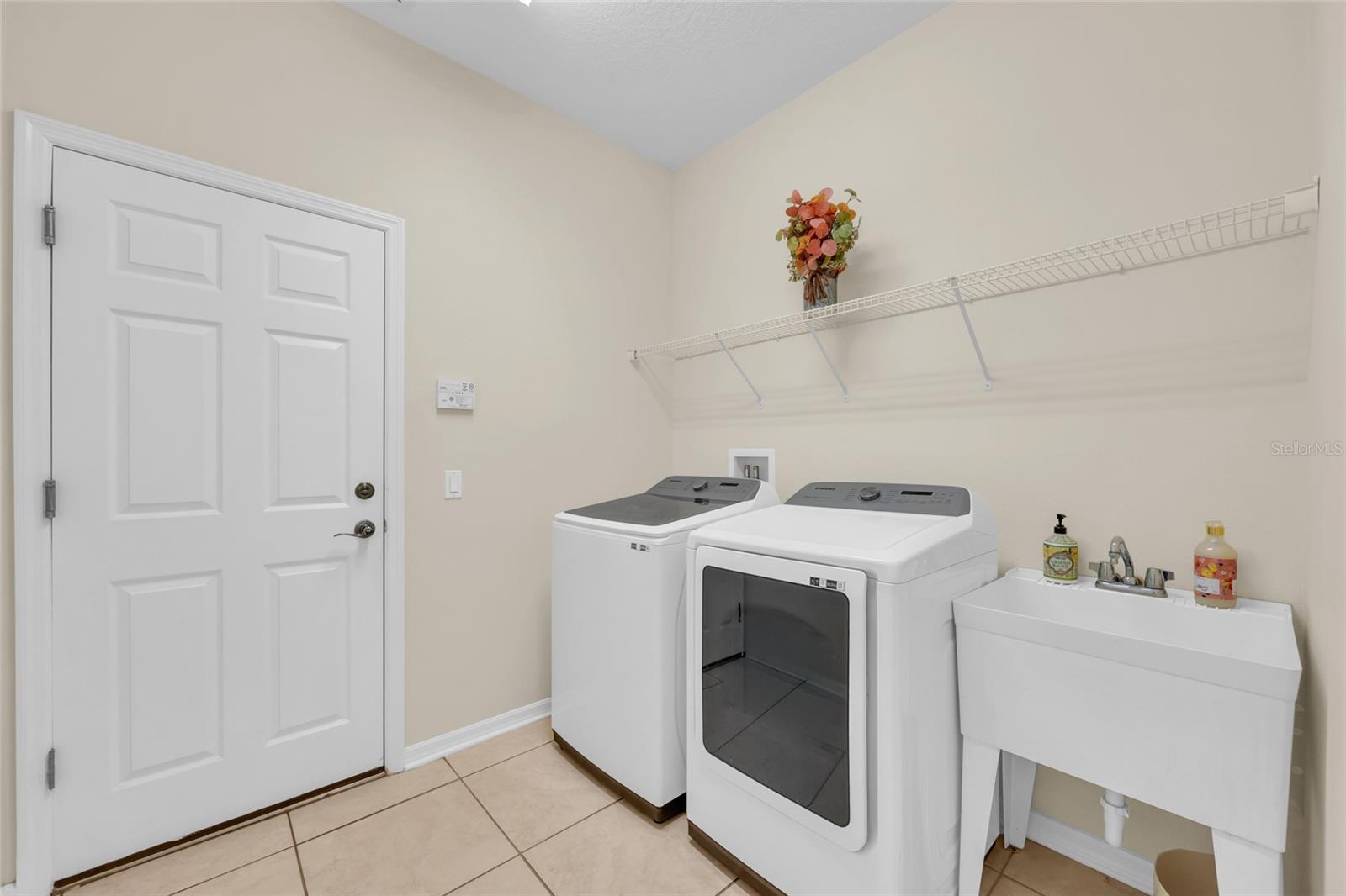 8513 NATIVE PINE WAY, ORLANDO, FL, 32836