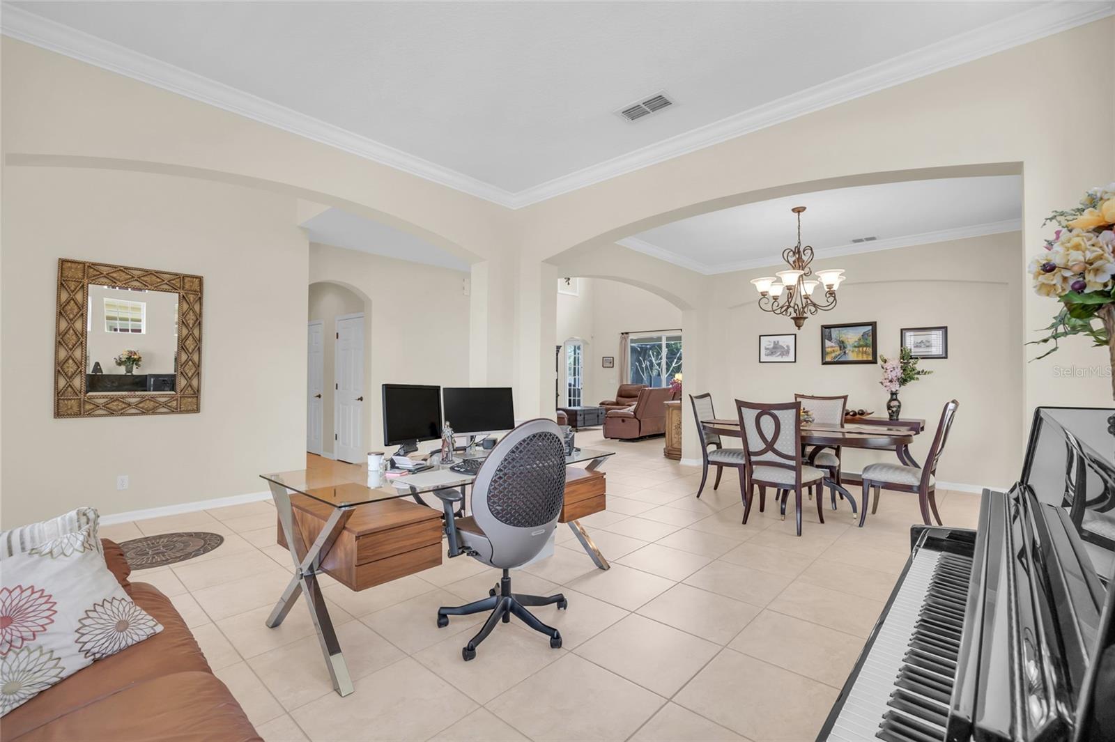 8513 NATIVE PINE WAY, ORLANDO, FL, 32836