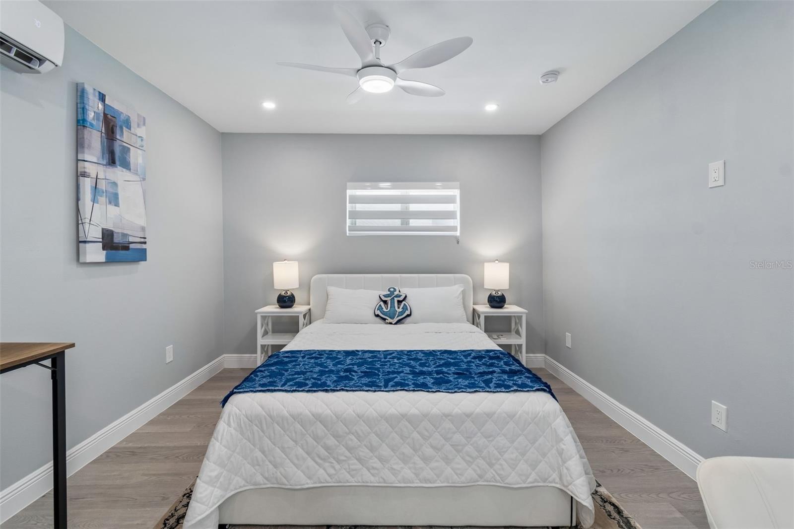 933 ELDORADO AVE, CLEARWATER BEACH, FL, 33767