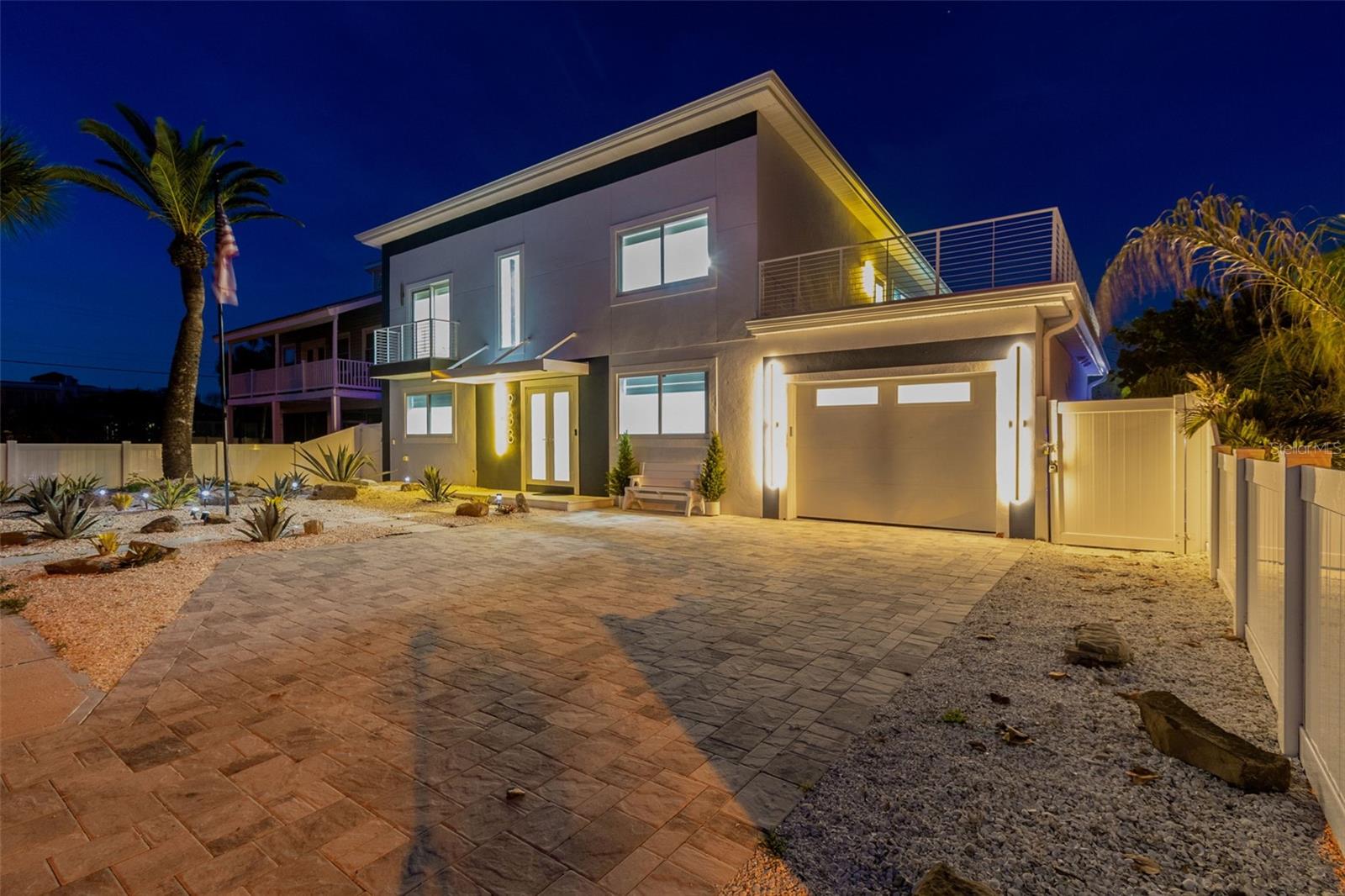 933 ELDORADO AVE, CLEARWATER BEACH, FL, 33767
