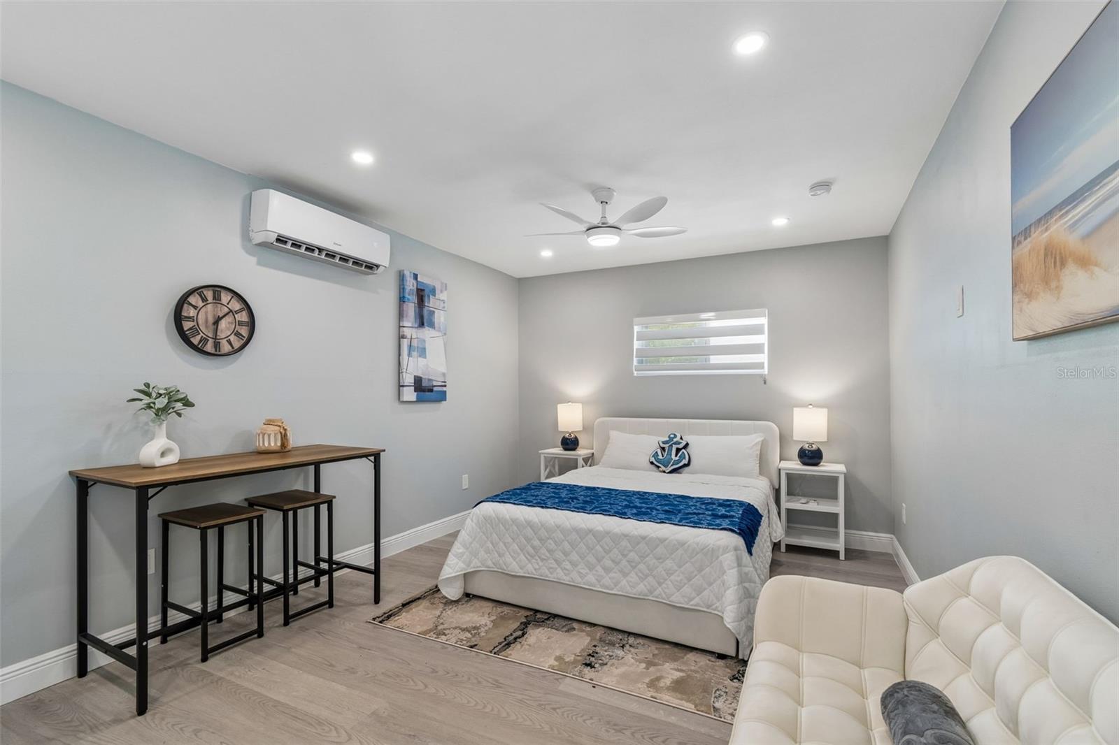 933 ELDORADO AVE, CLEARWATER BEACH, FL, 33767