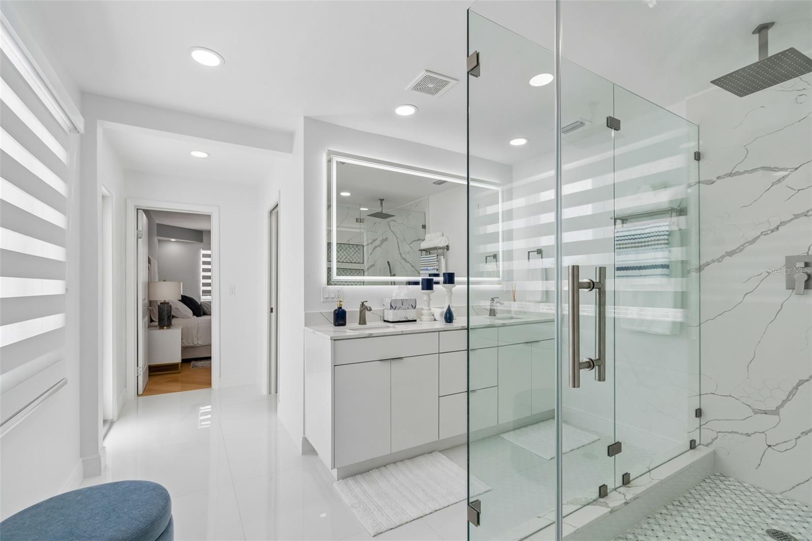 933 ELDORADO AVE, CLEARWATER BEACH, FL, 33767