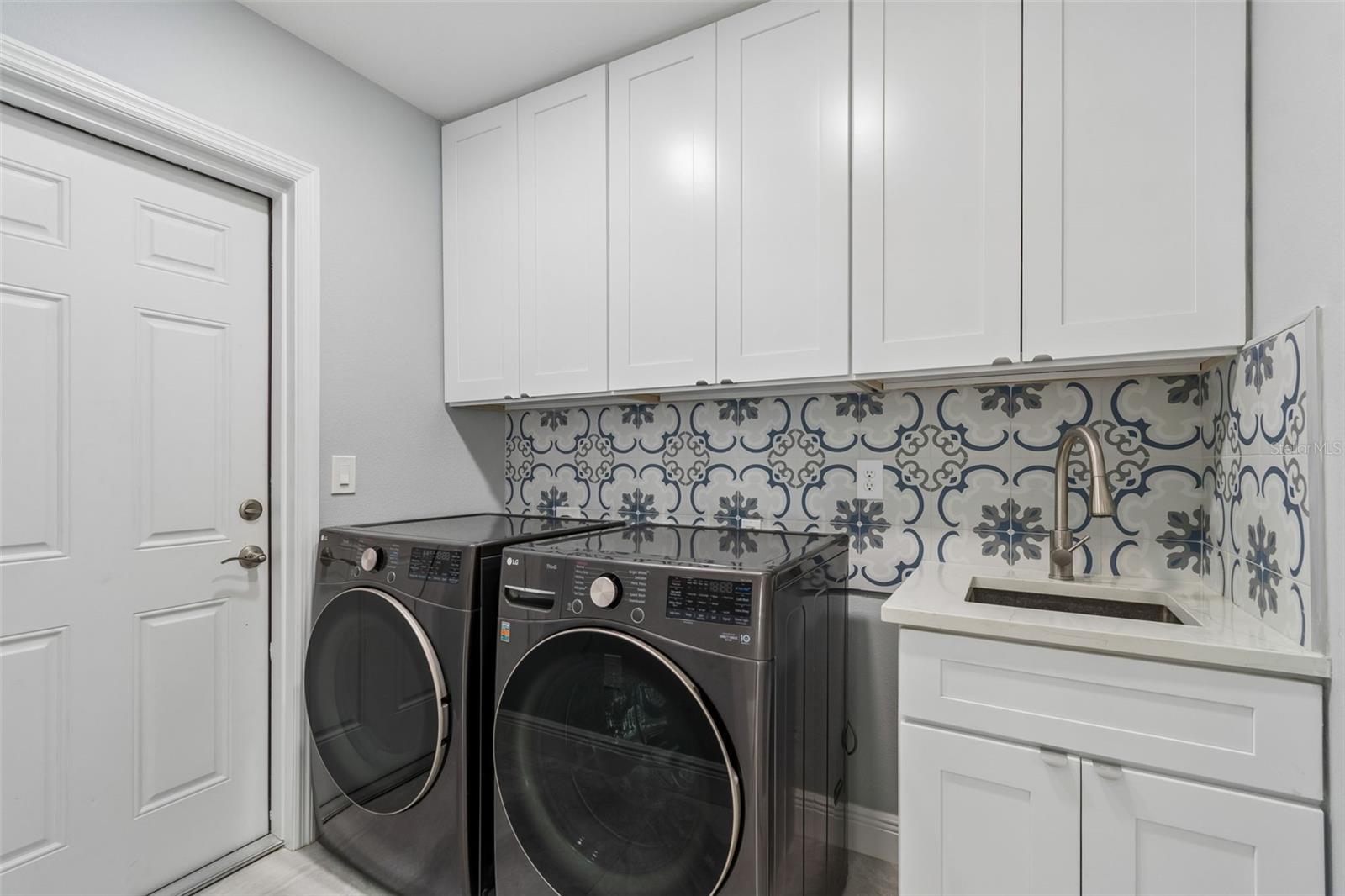 933 ELDORADO AVE, CLEARWATER BEACH, FL, 33767