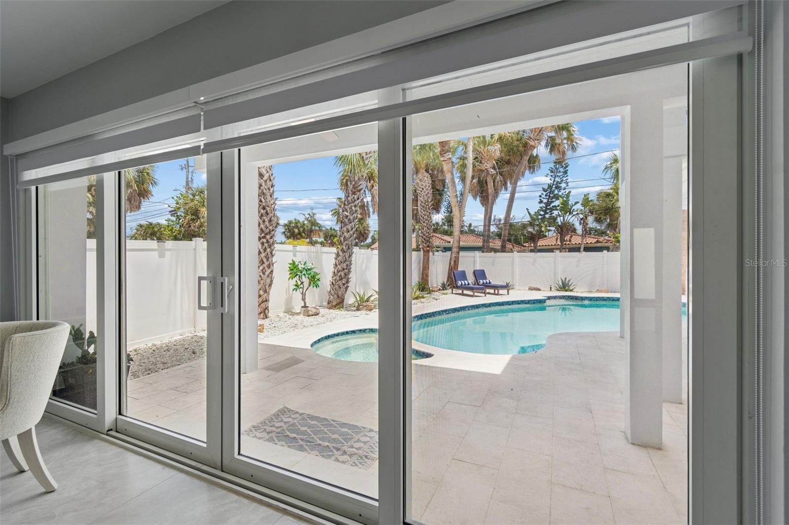 933 ELDORADO AVE, CLEARWATER BEACH, FL, 33767