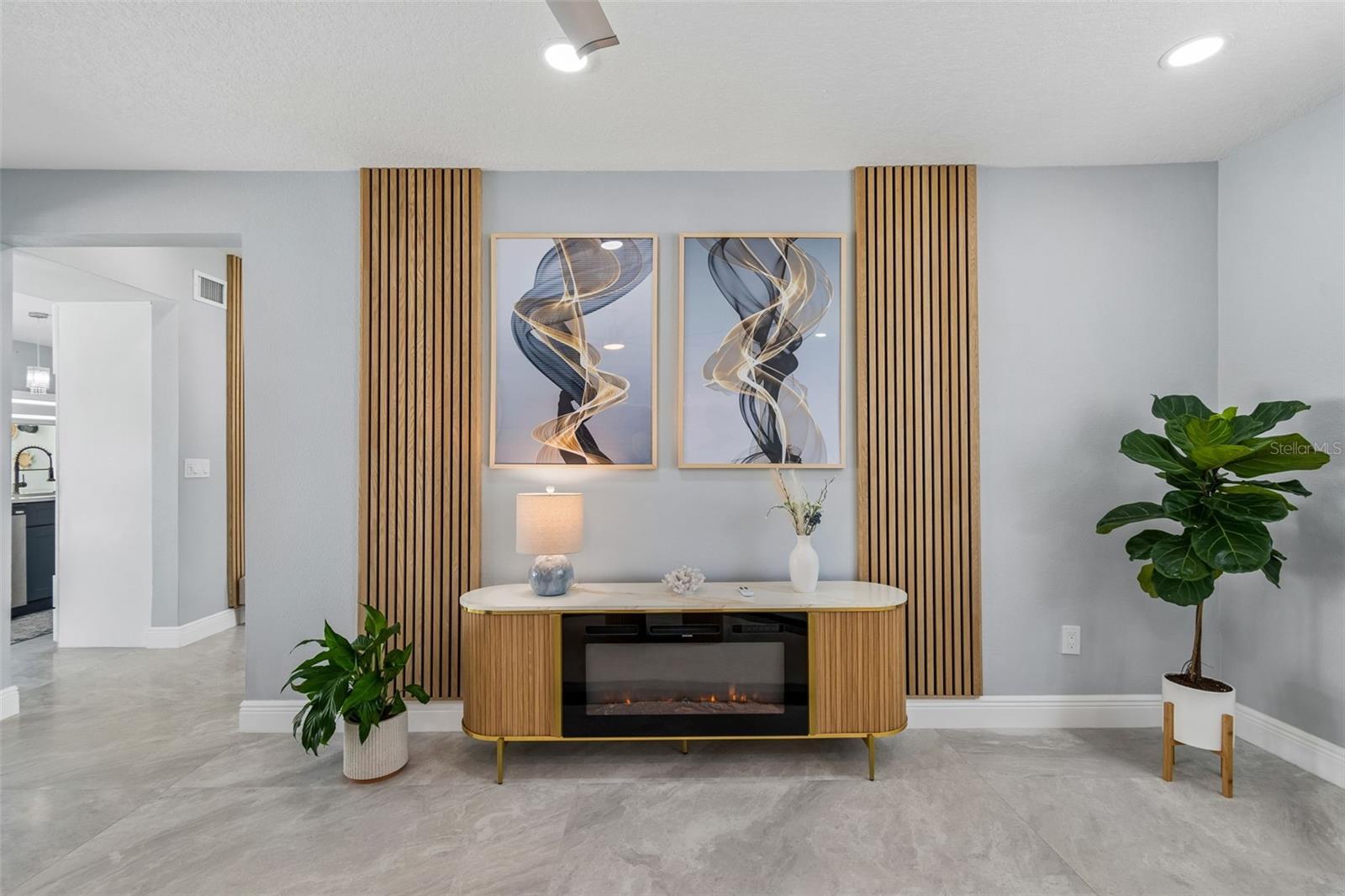 933 ELDORADO AVE, CLEARWATER BEACH, FL, 33767