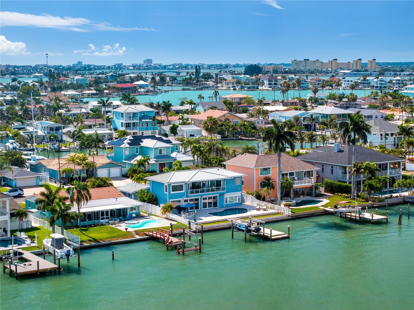 547 JOHNS PASS AVE, MADEIRA BEACH, FL, 33708