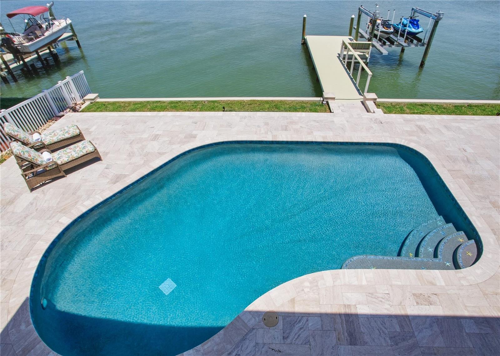 547 JOHNS PASS AVE, MADEIRA BEACH, FL, 33708