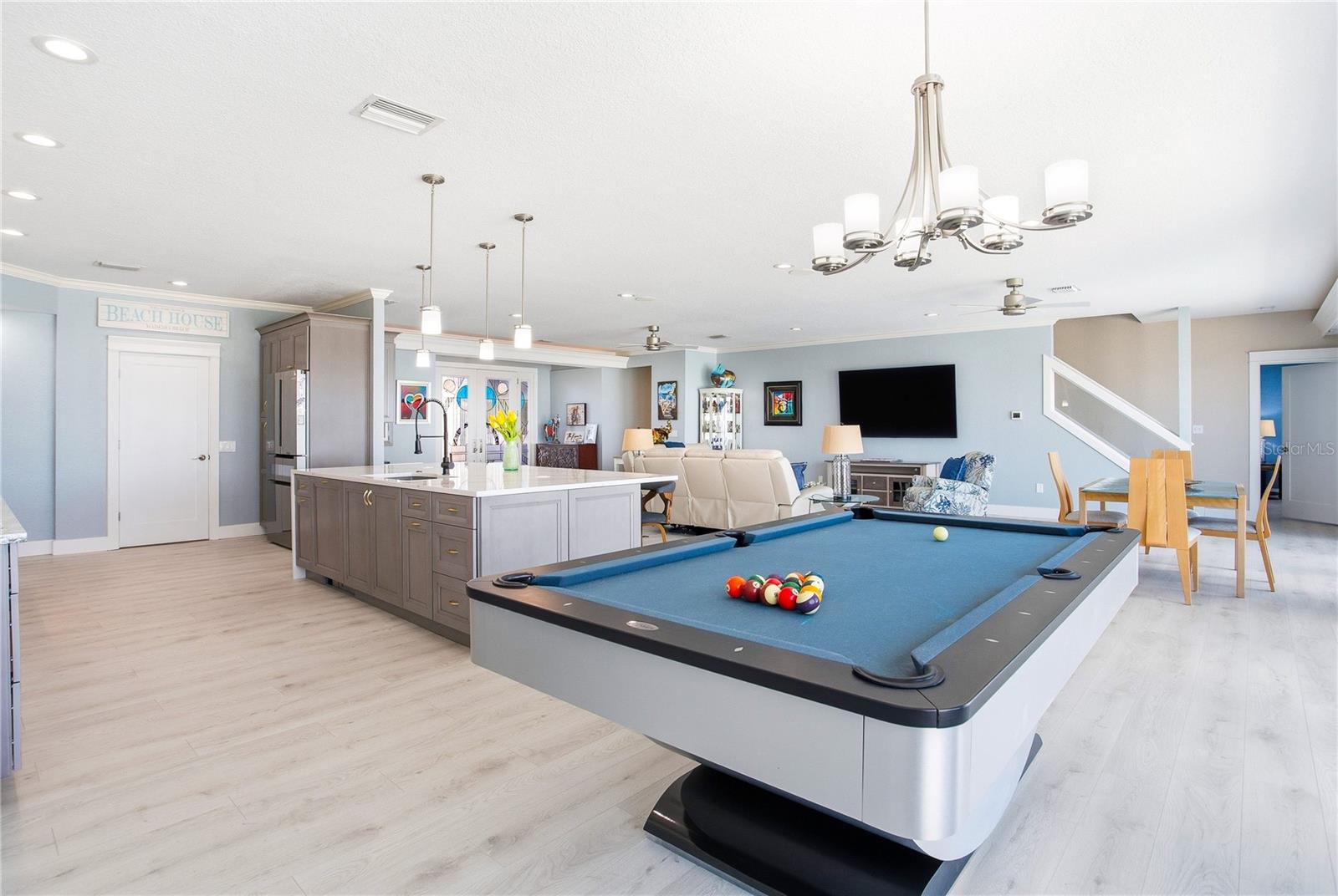 547 JOHNS PASS AVE, MADEIRA BEACH, FL, 33708