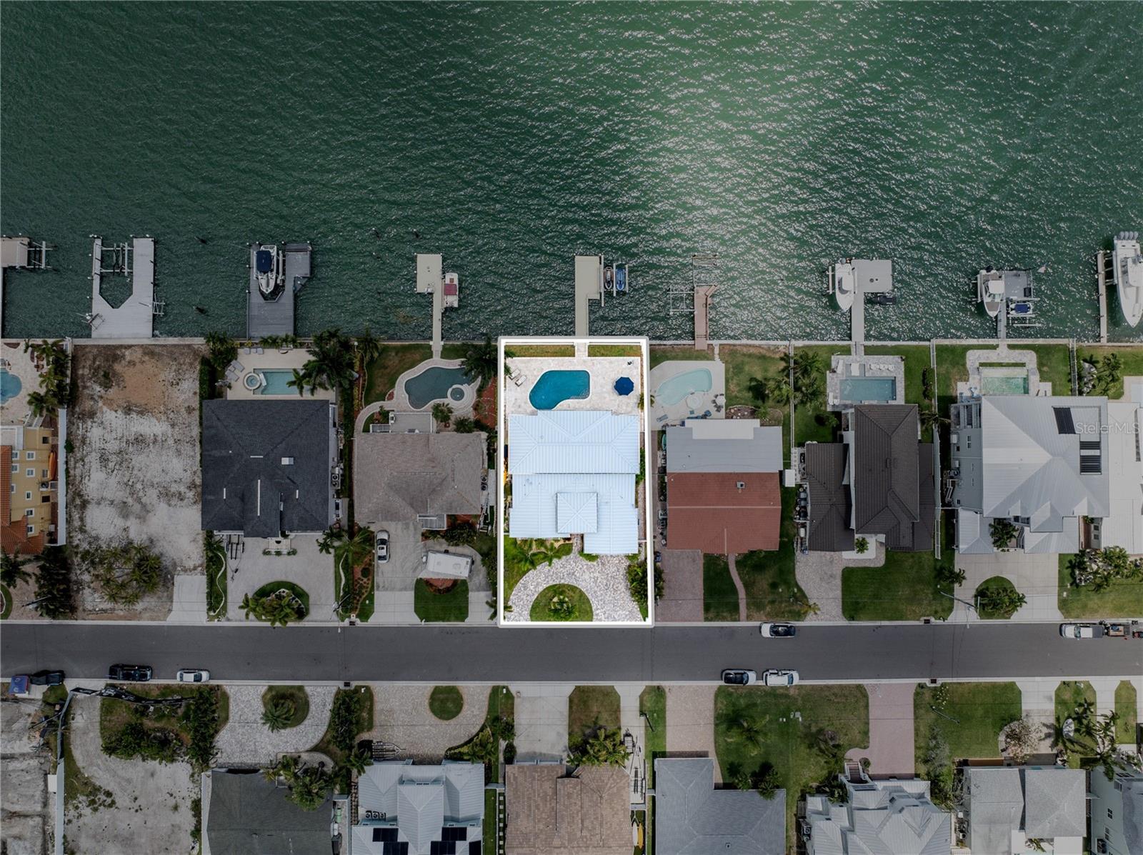 547 JOHNS PASS AVE, MADEIRA BEACH, FL, 33708