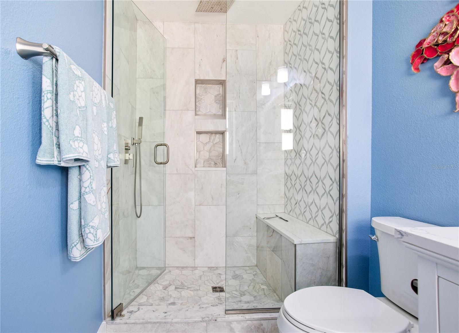 547 JOHNS PASS AVE, MADEIRA BEACH, FL, 33708