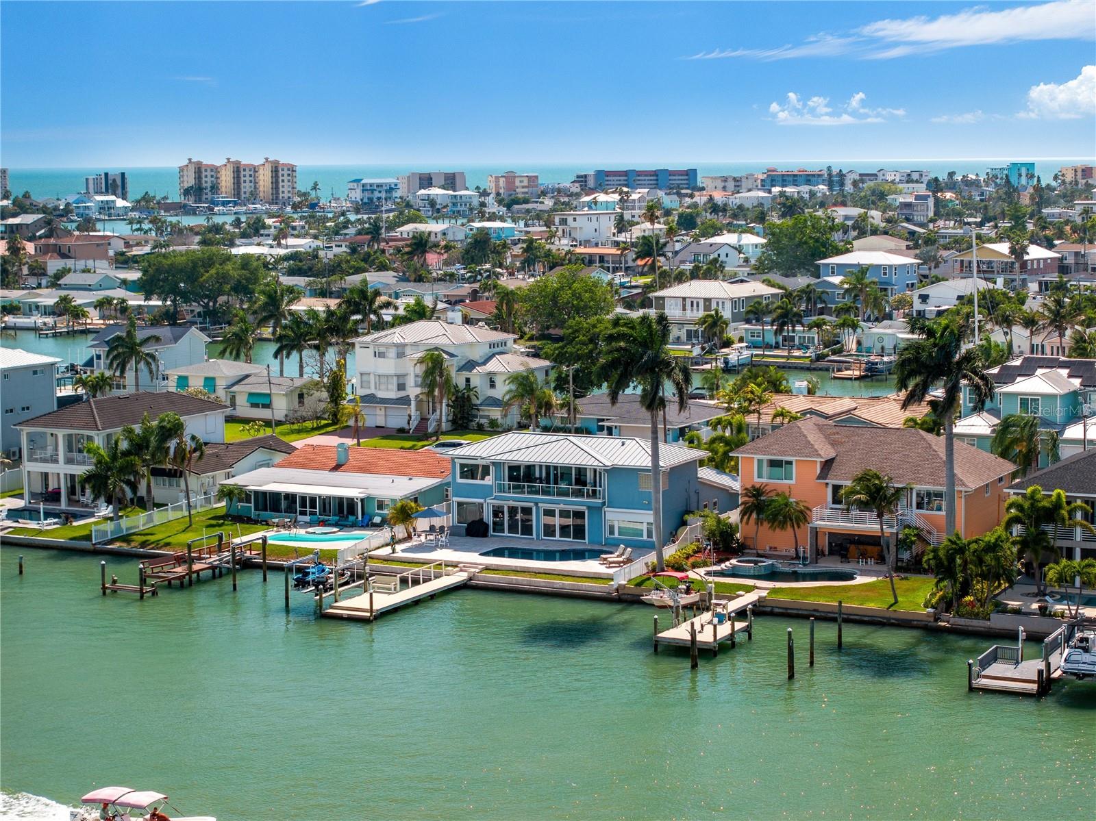 547 JOHNS PASS AVE, MADEIRA BEACH, FL, 33708