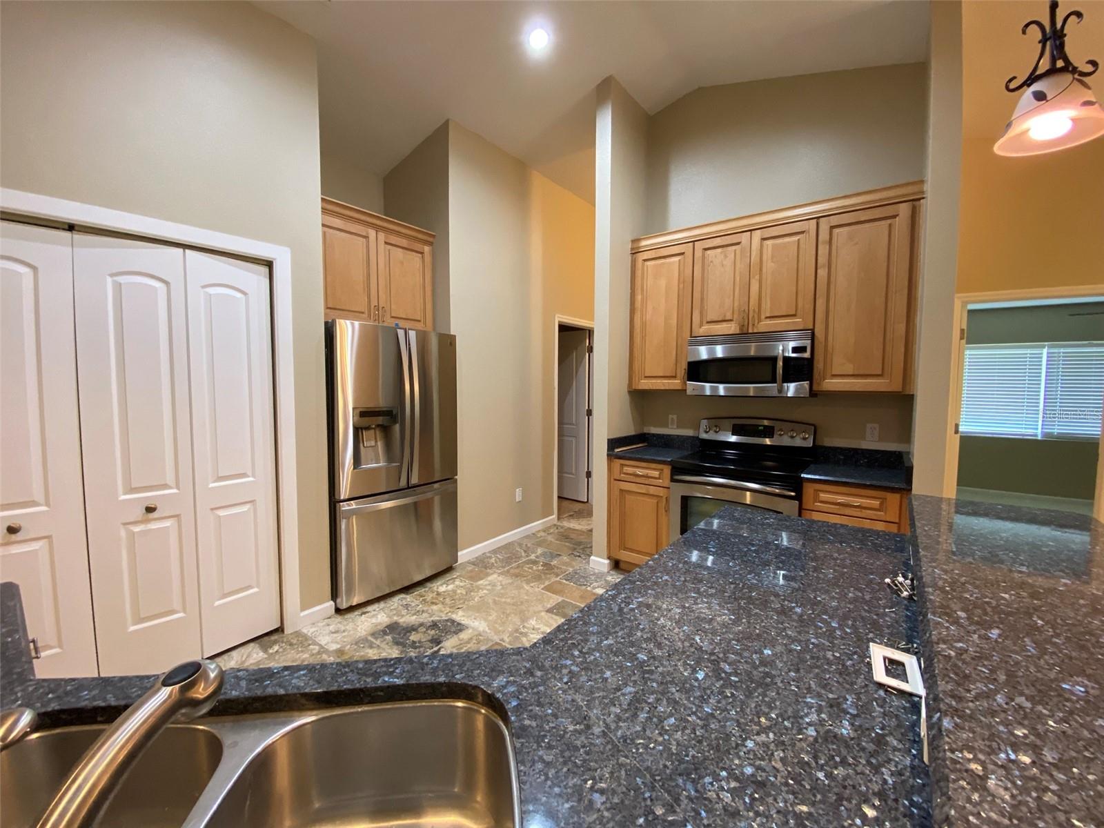 1800 COUNTY ROAD 426 N, OVIEDO, FL, 32765