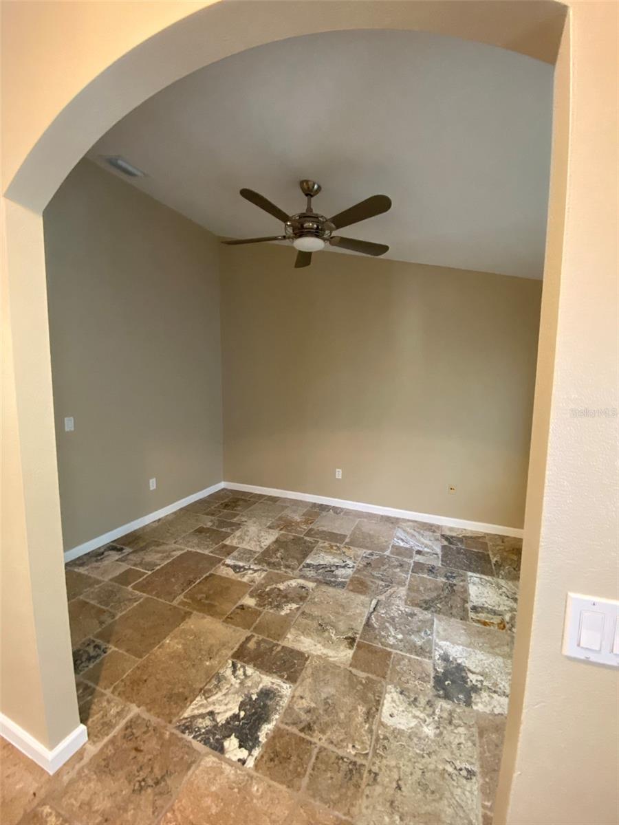 1800 COUNTY ROAD 426 N, OVIEDO, FL, 32765