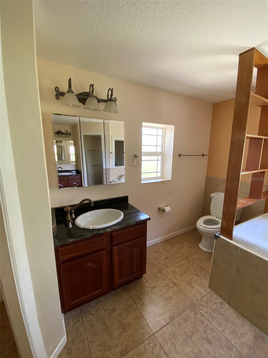 1800 COUNTY ROAD 426 N, OVIEDO, FL, 32765