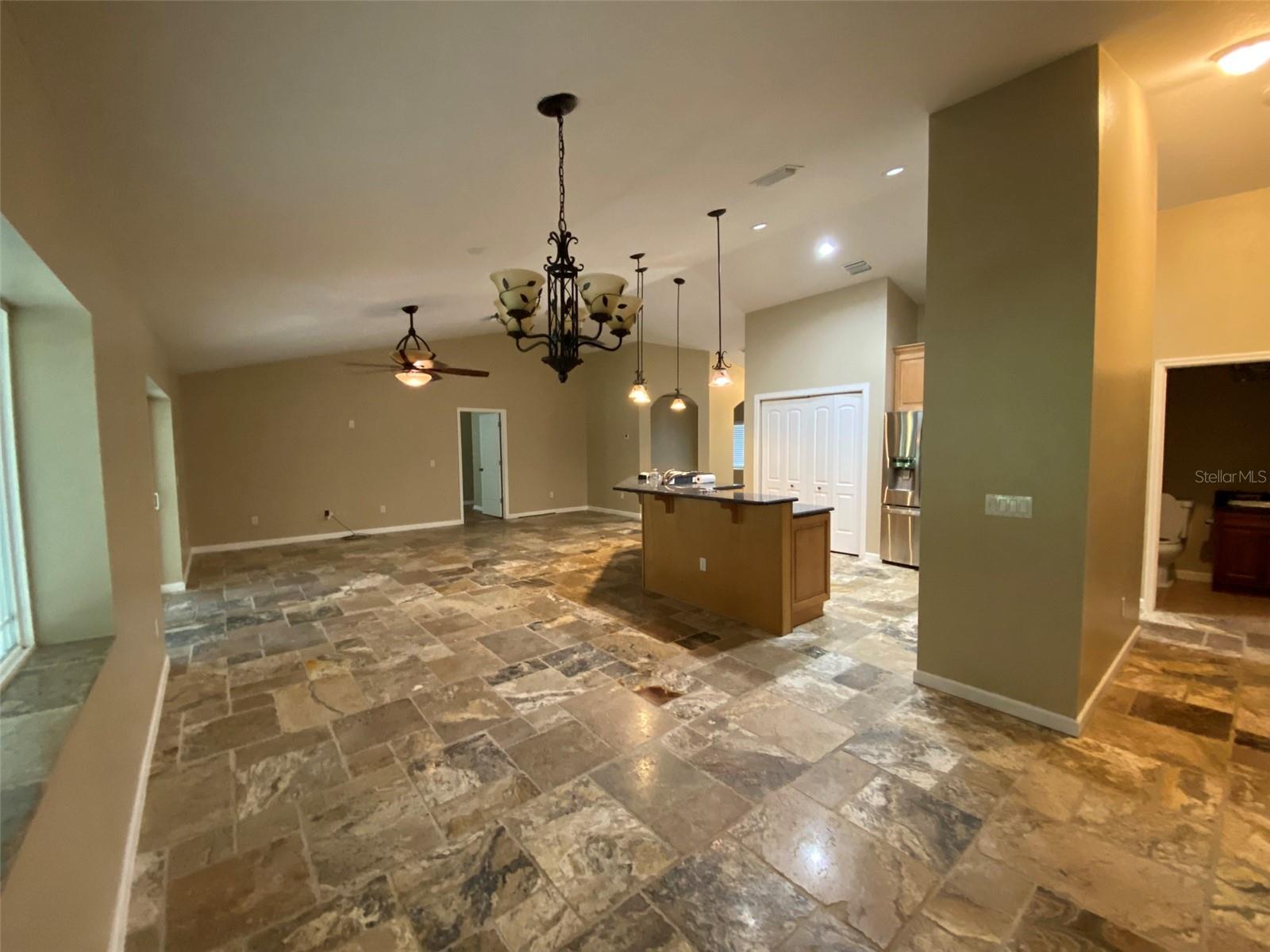 1800 COUNTY ROAD 426 N, OVIEDO, FL, 32765