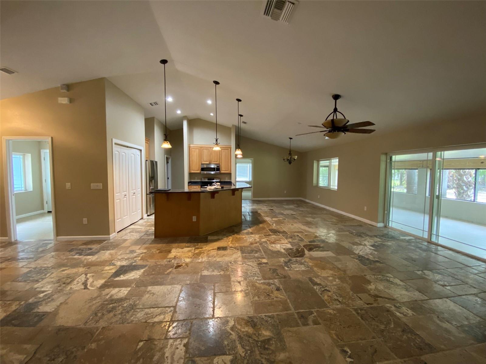 1800 COUNTY ROAD 426 N, OVIEDO, FL, 32765