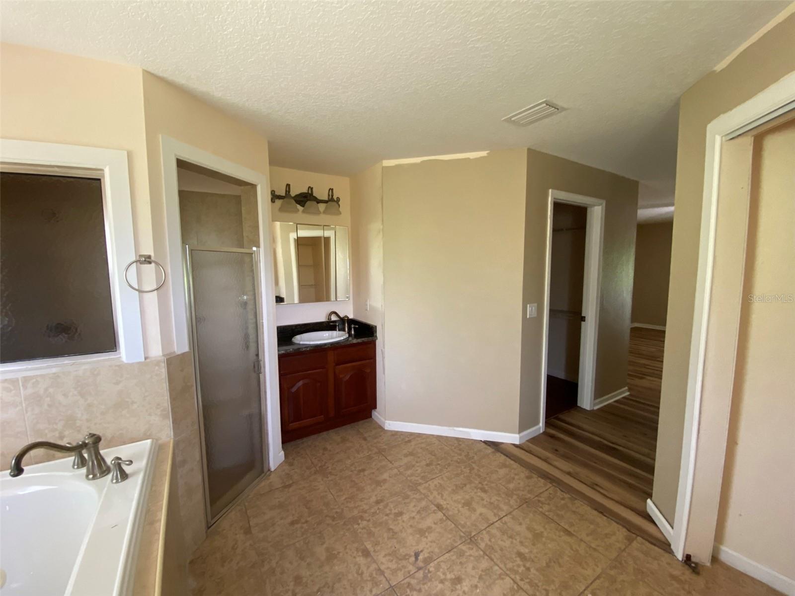 1800 COUNTY ROAD 426 N, OVIEDO, FL, 32765