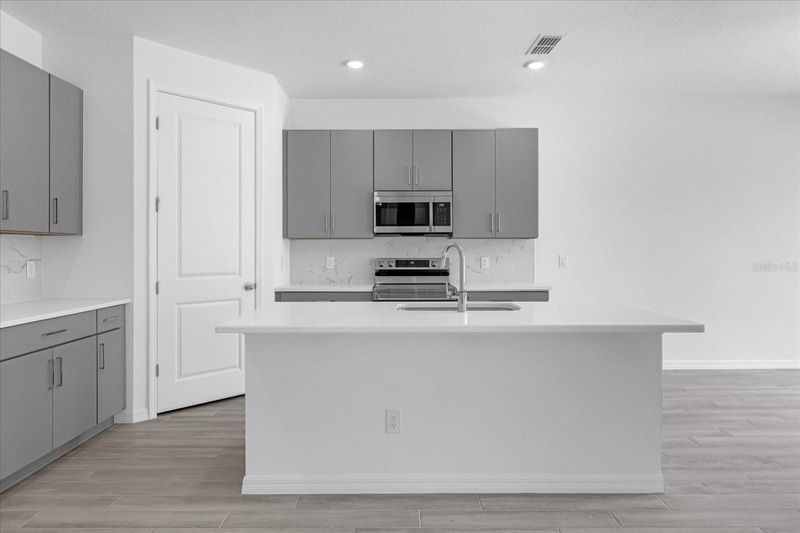 2306 LANCASHIRE ST, DAVENPORT, FL, 33896