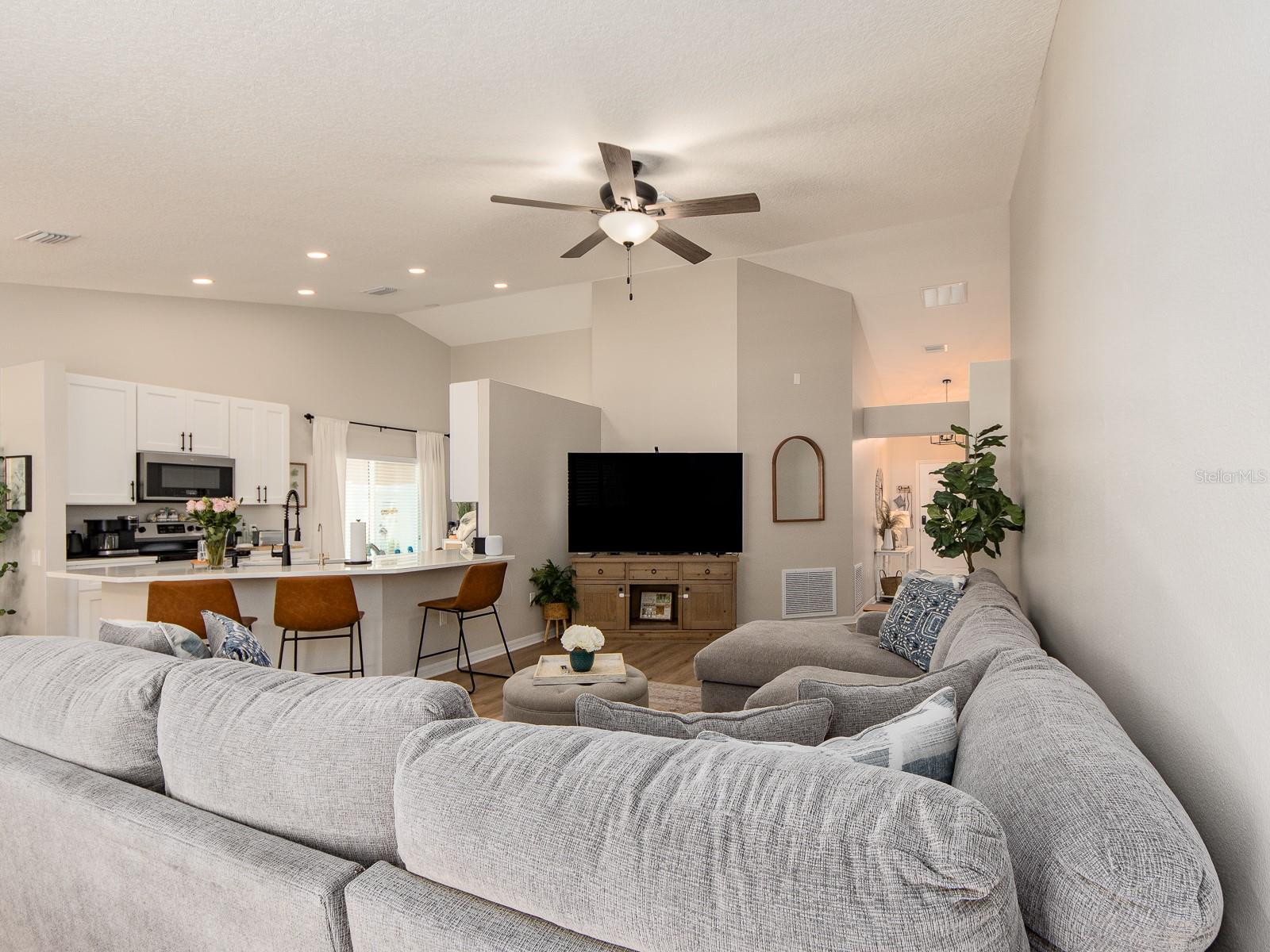 1700 BLUE LAKE CT, TARPON SPRINGS, FL, 34689