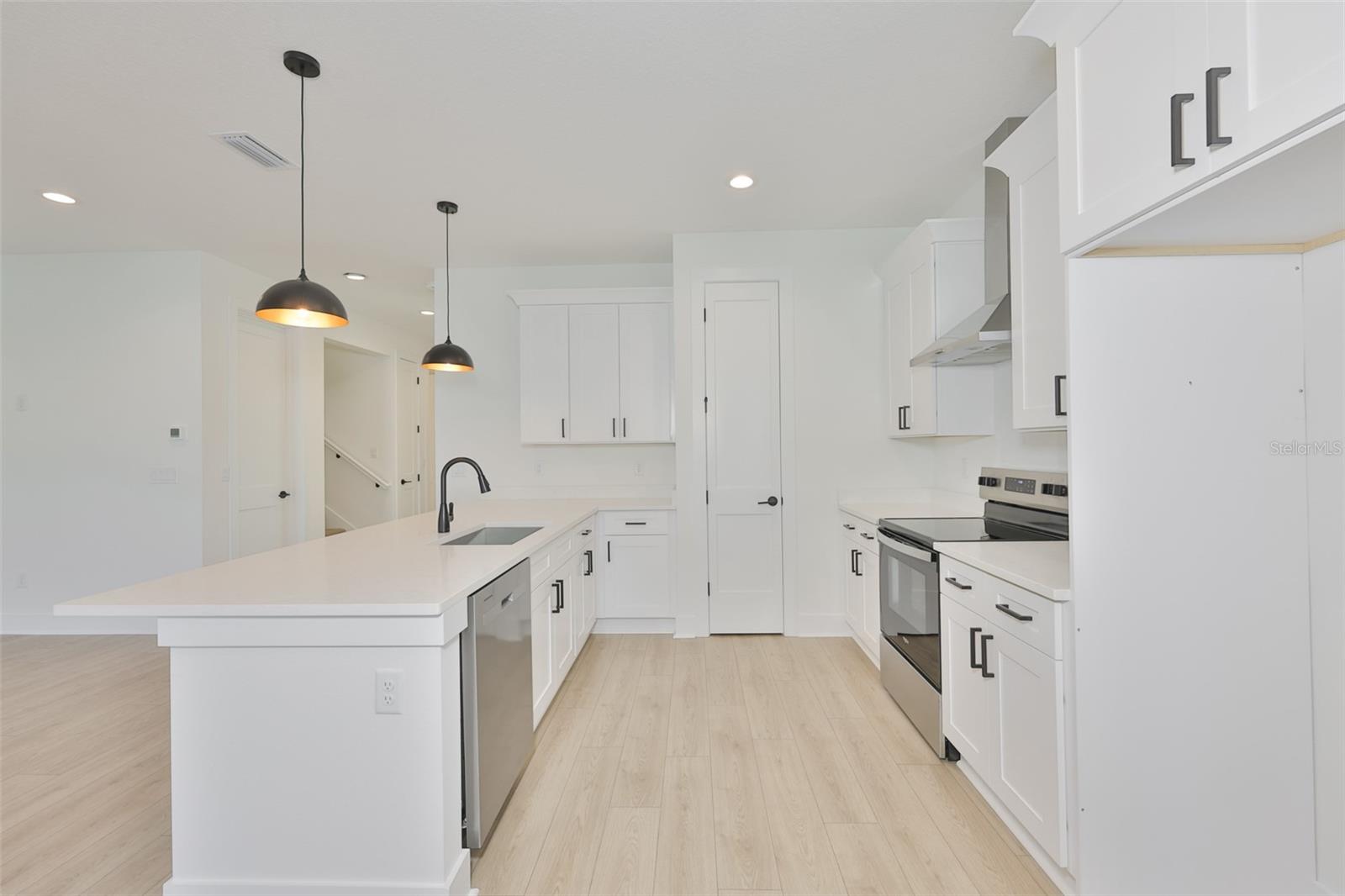 307 E GENESEE ST, TAMPA, FL, 33603