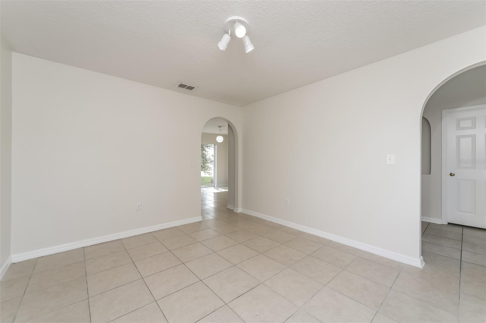 612 ELBRIDGE DR, KISSIMMEE, FL, 34758