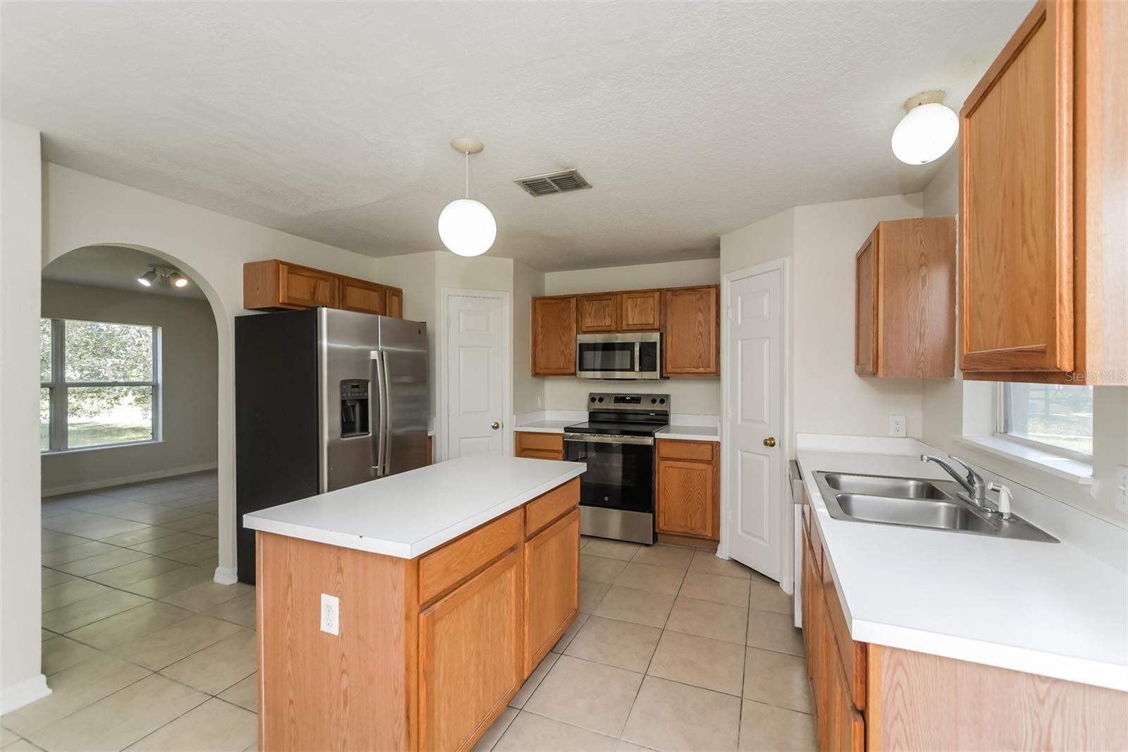 612 ELBRIDGE DR, KISSIMMEE, FL, 34758