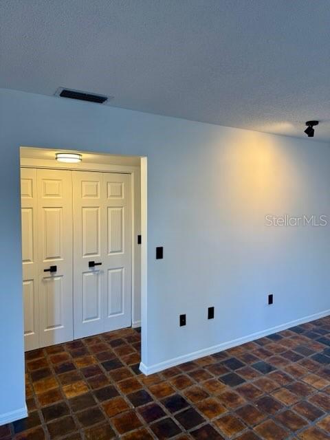 2462 KINGFISHER LN #J203, CLEARWATER, FL, 33762