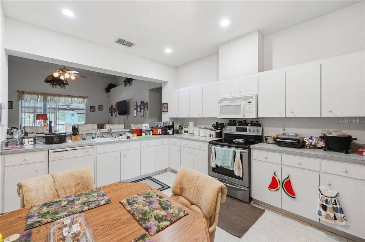 103 N 1ST ST, EAGLE LAKE, FL, 33839