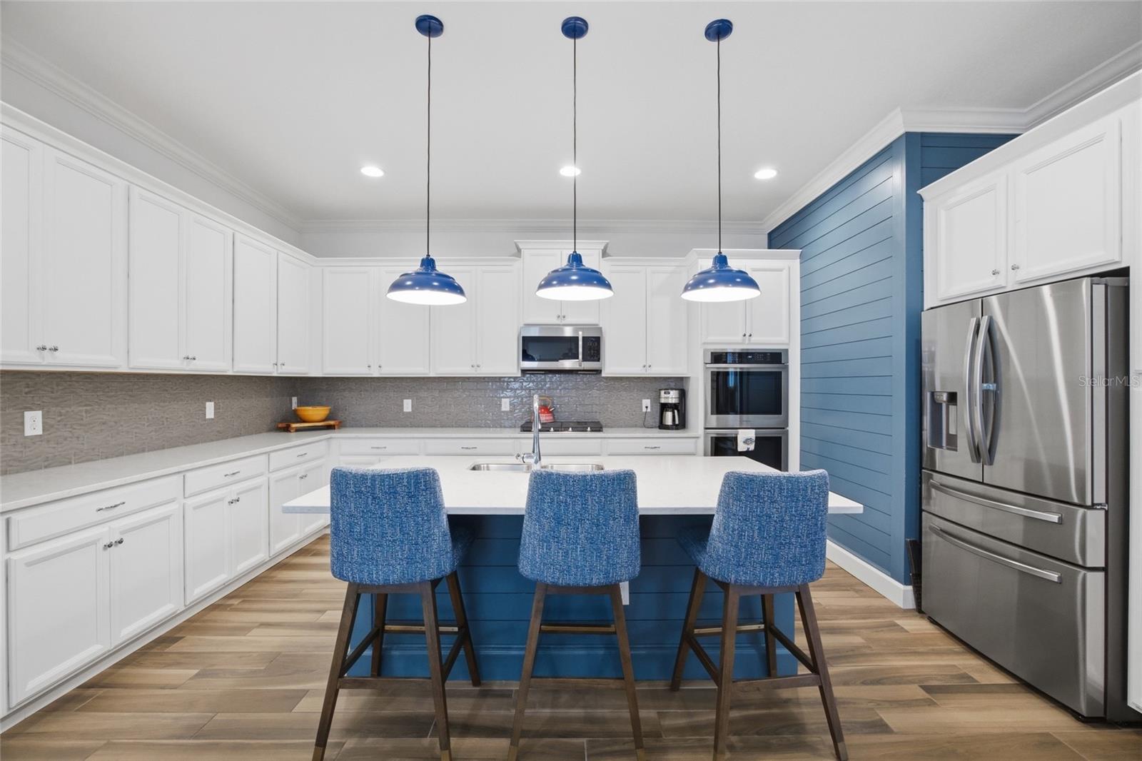 725 WINTERSIDE DR, APOLLO BEACH, FL, 33572
