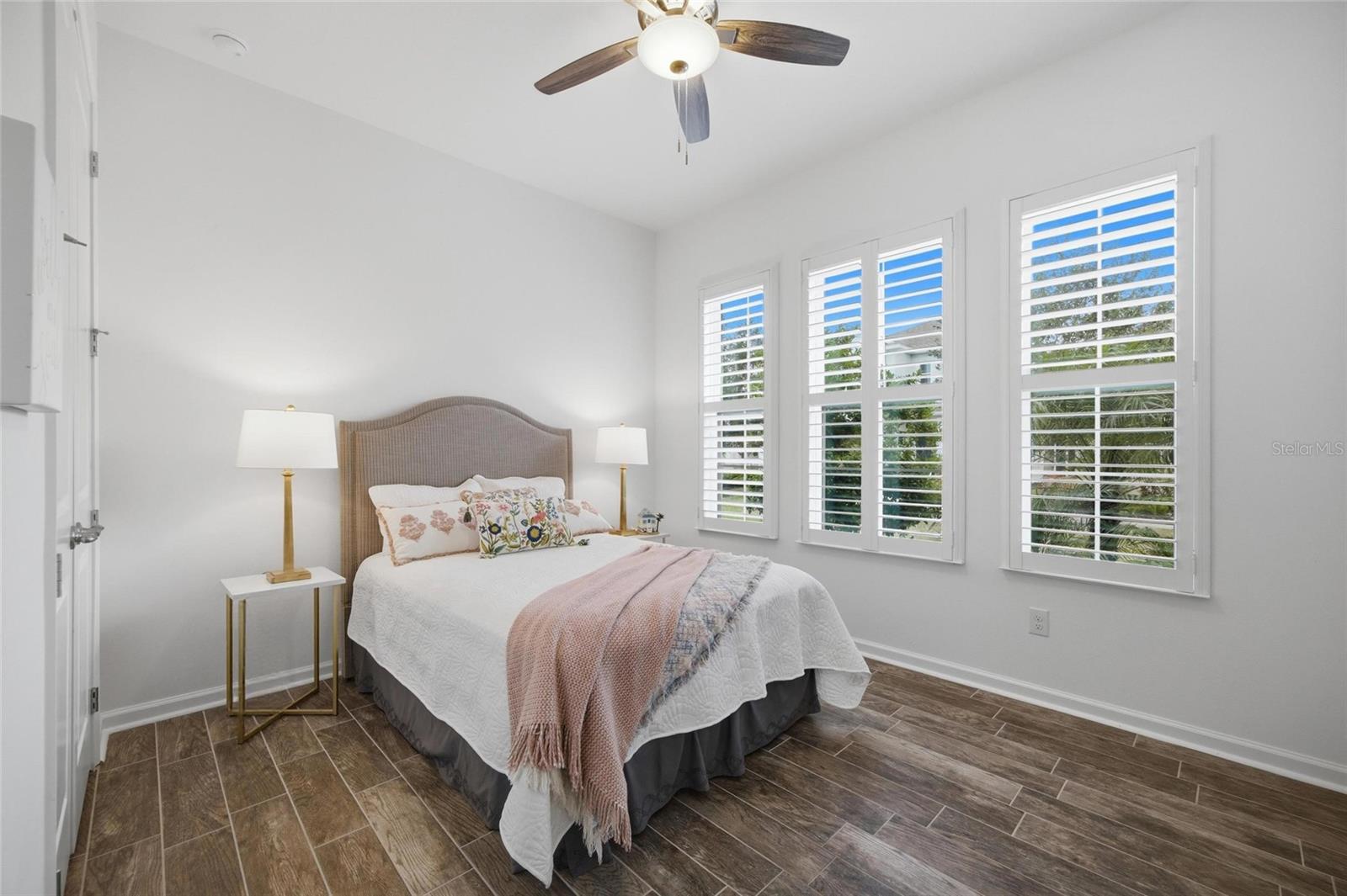 725 WINTERSIDE DR, APOLLO BEACH, FL, 33572