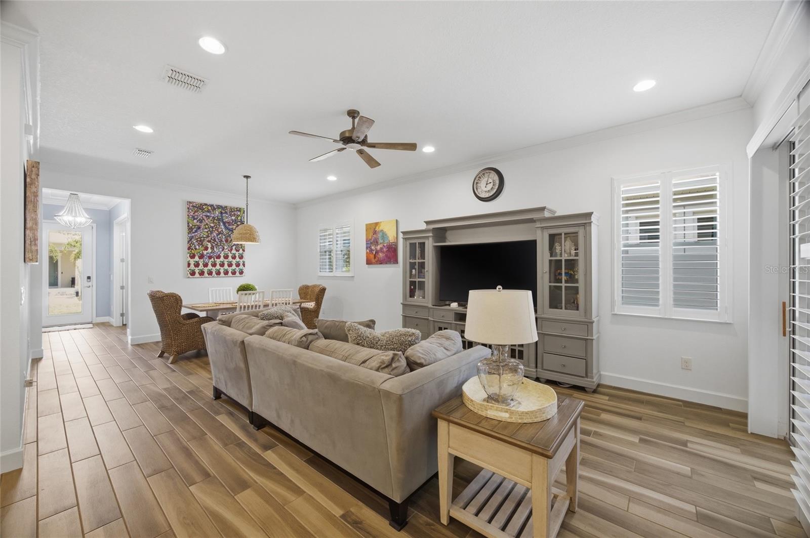 725 WINTERSIDE DR, APOLLO BEACH, FL, 33572