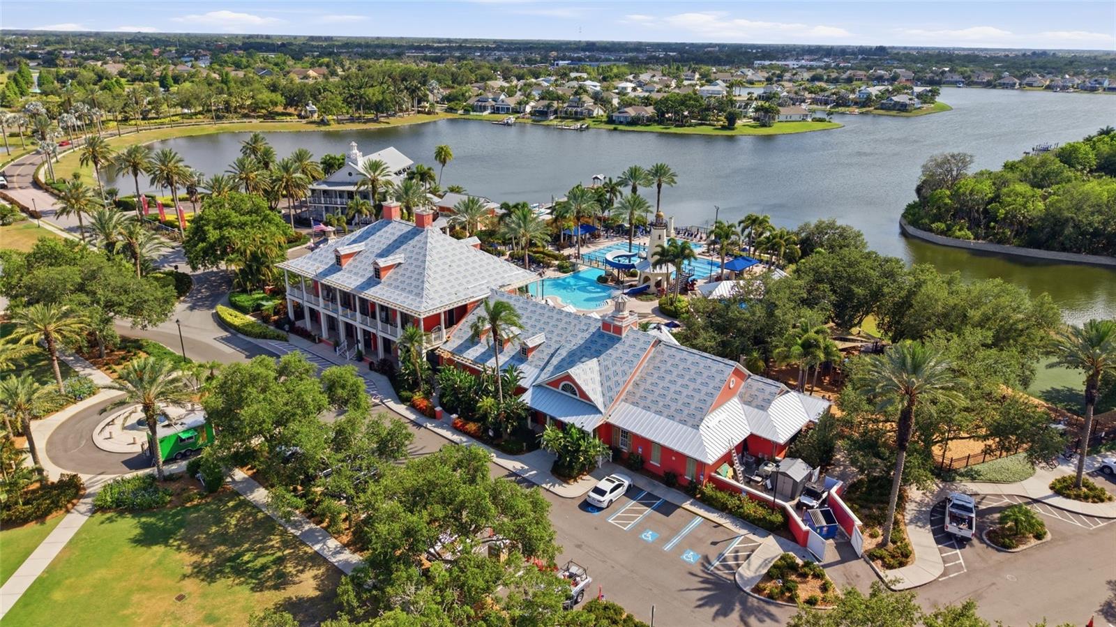 725 WINTERSIDE DR, APOLLO BEACH, FL, 33572