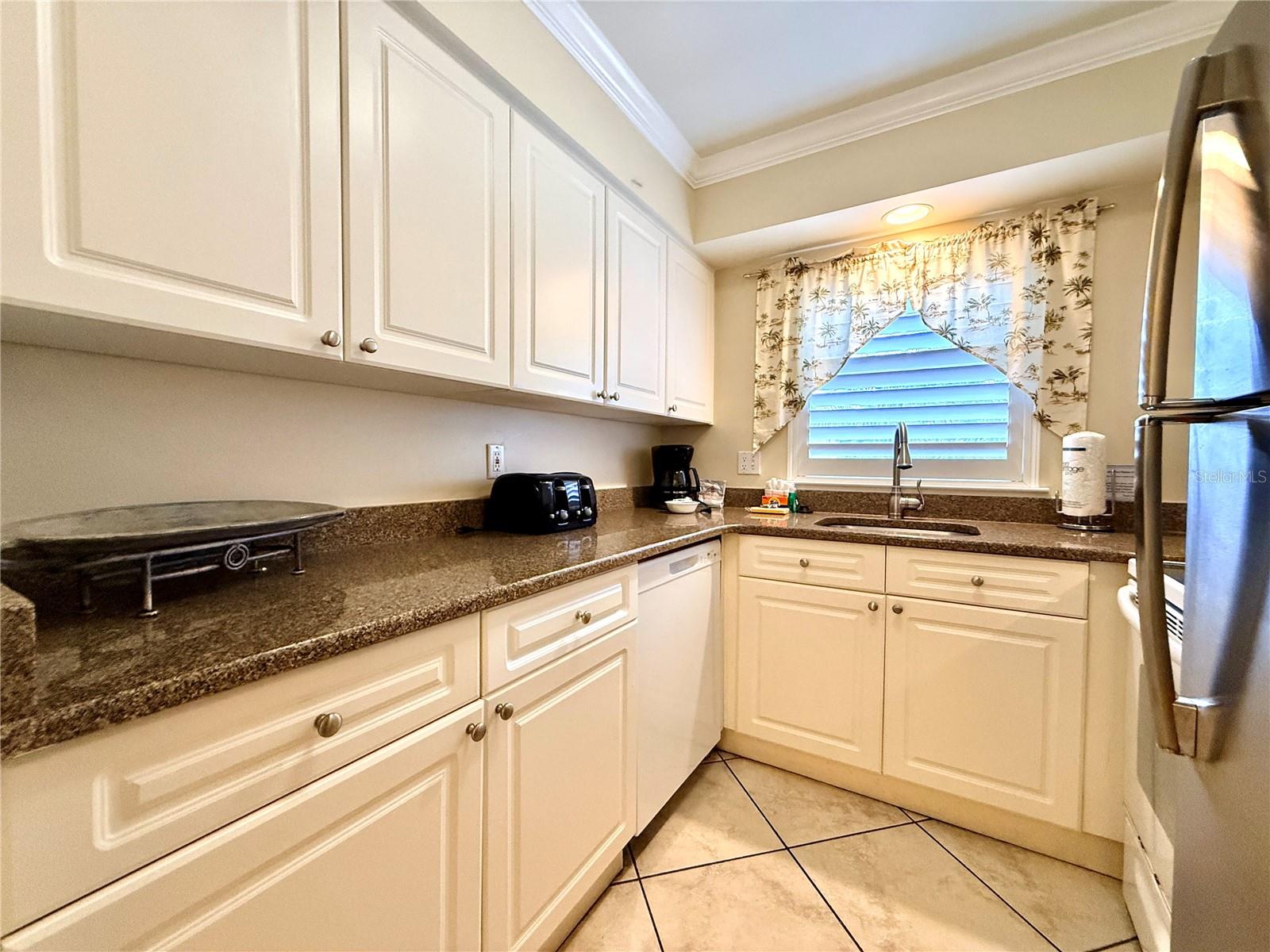 19417 GULF BLVD #D201, INDIAN ROCKS BEACH, FL, 33785