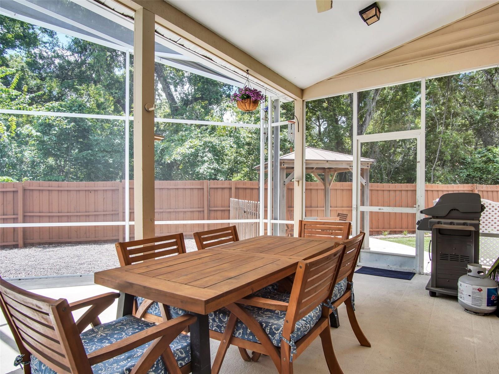 1802 WOOD STOCK CIR, TARPON SPRINGS, FL, 34689