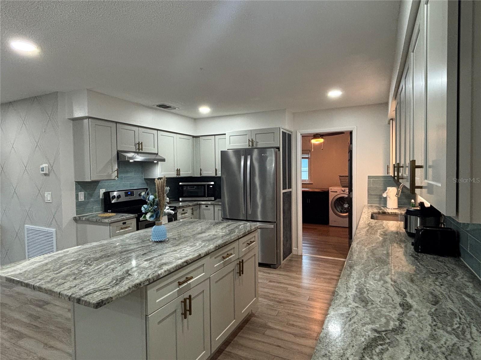 2802 22ND AVE W, BRADENTON, FL, 34205