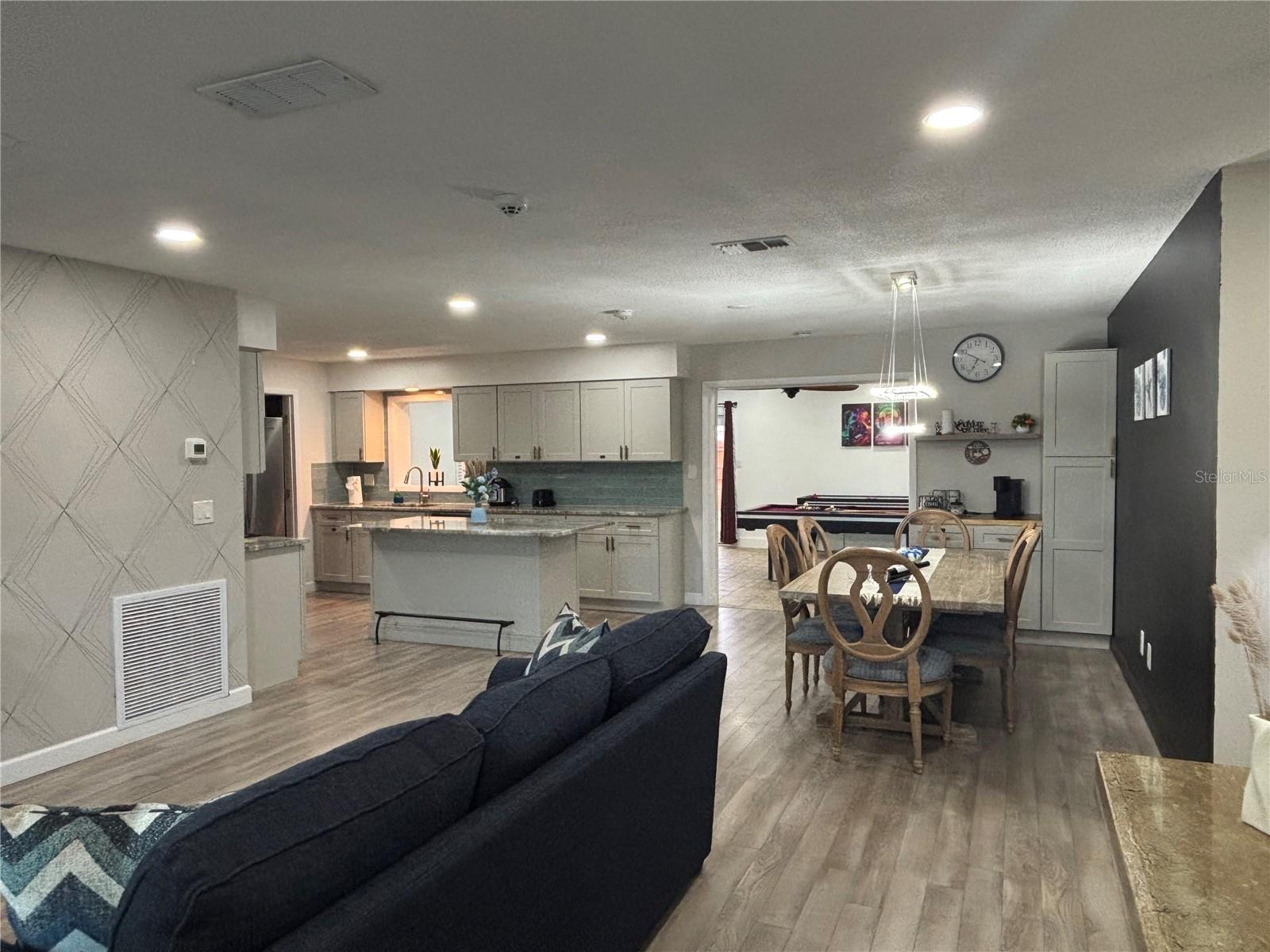 2802 22ND AVE W, BRADENTON, FL, 34205