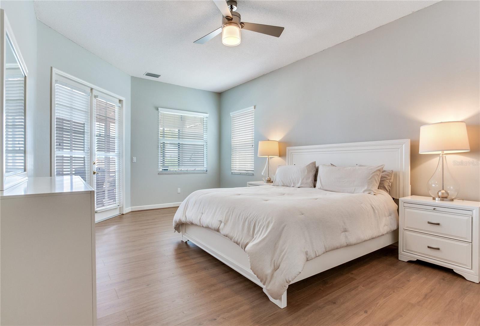 330 173RD AVE E, NORTH REDINGTON BEACH, FL, 33708