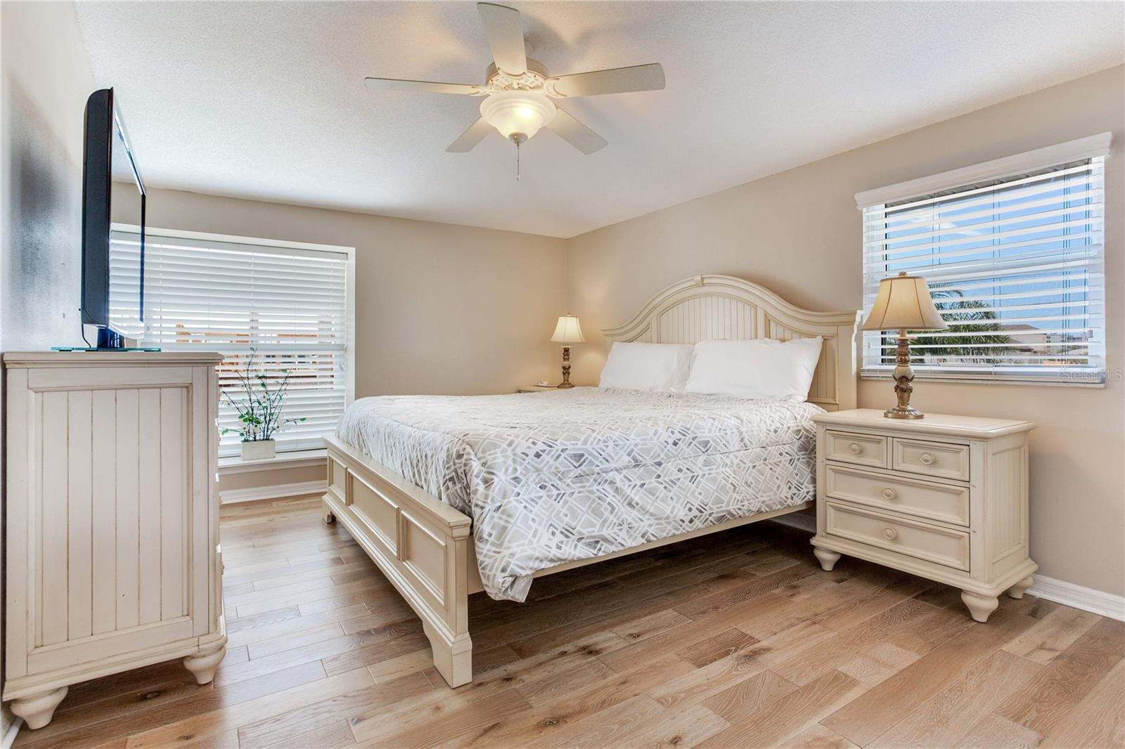 330 173RD AVE E, NORTH REDINGTON BEACH, FL, 33708