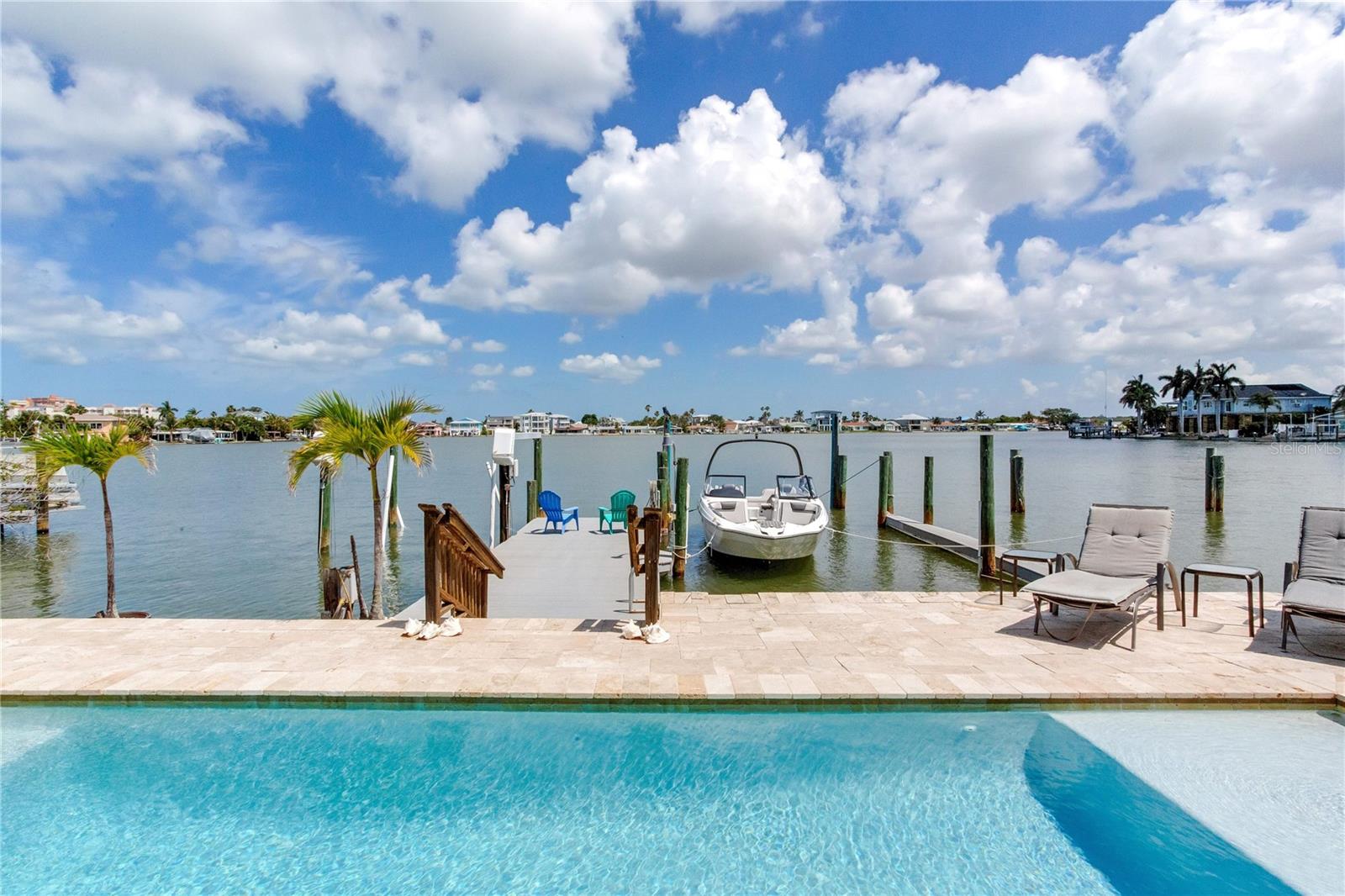 330 173RD AVE E, NORTH REDINGTON BEACH, FL, 33708