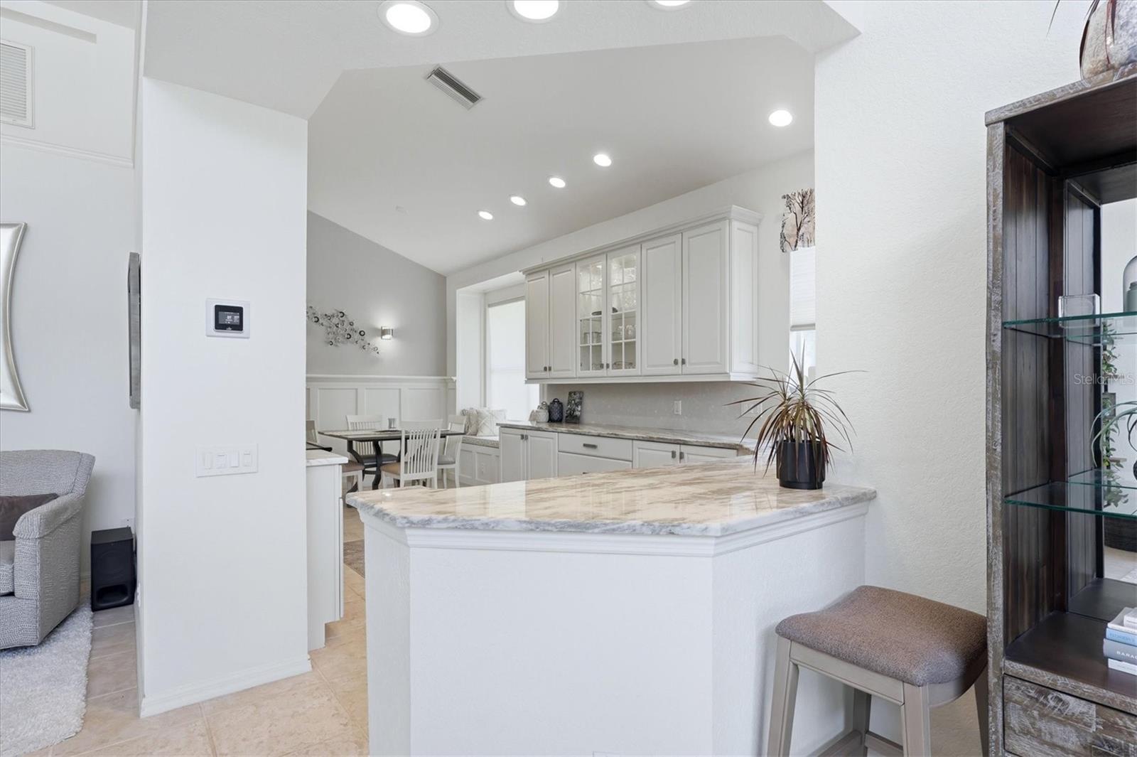 6602 VIRGINIA XING, UNIVERSITY PARK, FL, 34201