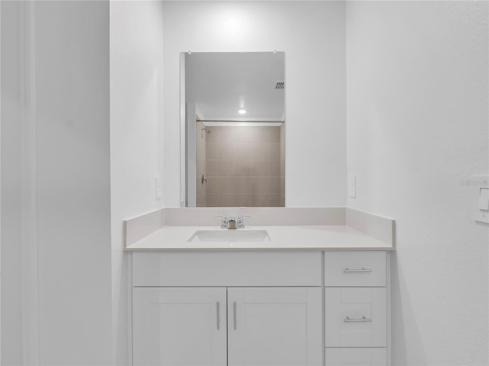 5771 RED KITE DR, WIMAUMA, FL, 33598