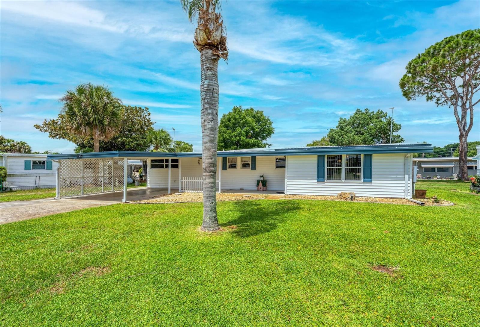 31643 HOWARD ST, TAVARES, FL, 32778