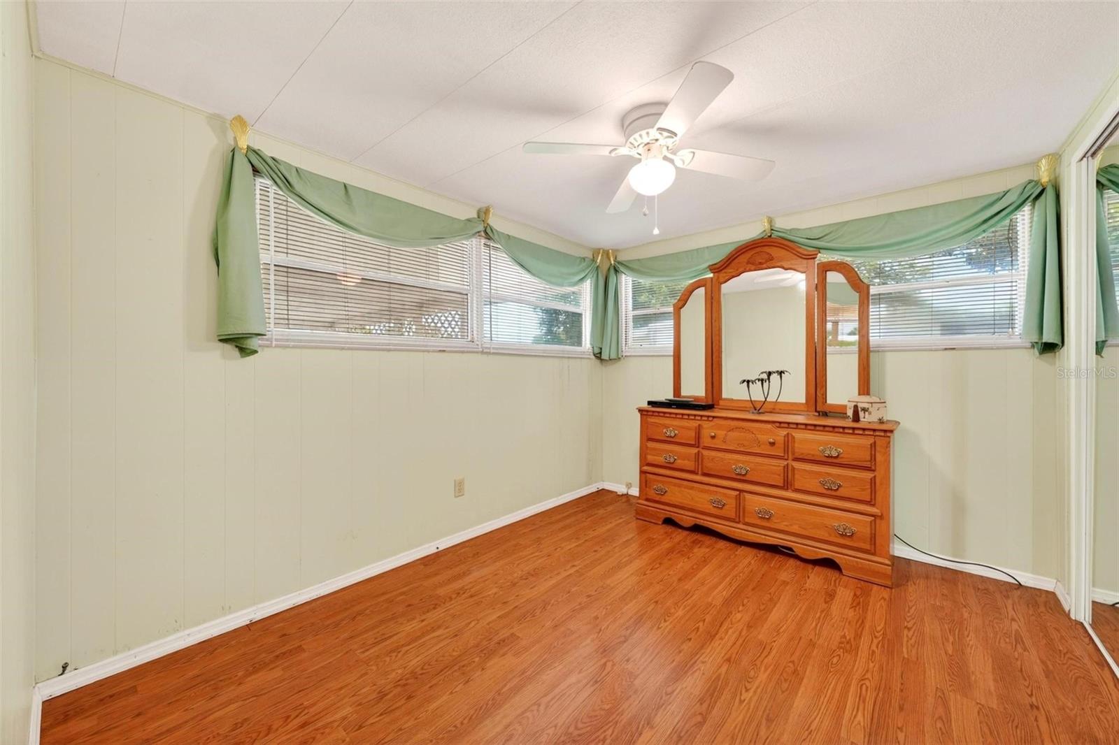 31643 HOWARD ST, TAVARES, FL, 32778