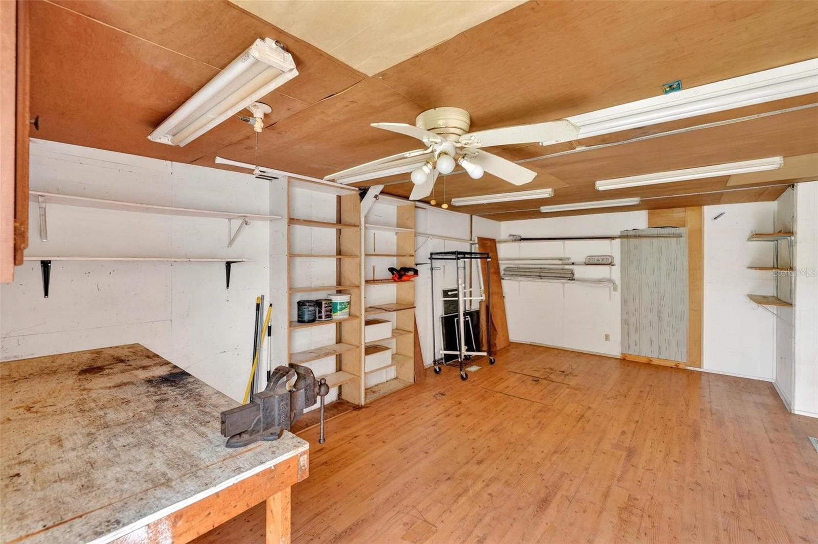 31643 HOWARD ST, TAVARES, FL, 32778