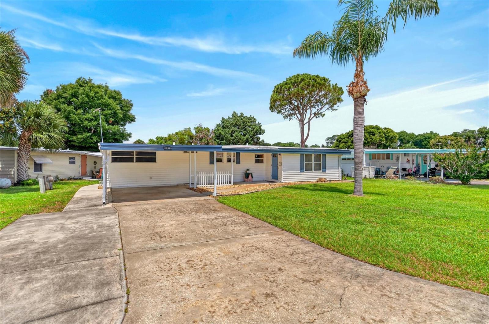 31643 HOWARD ST, TAVARES, FL, 32778
