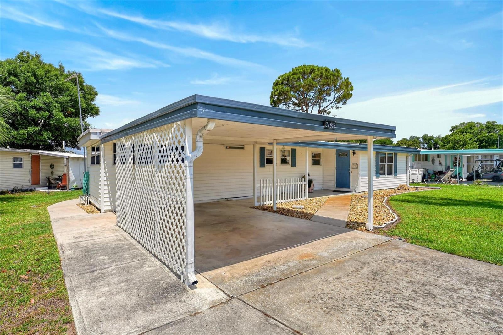 31643 HOWARD ST, TAVARES, FL, 32778