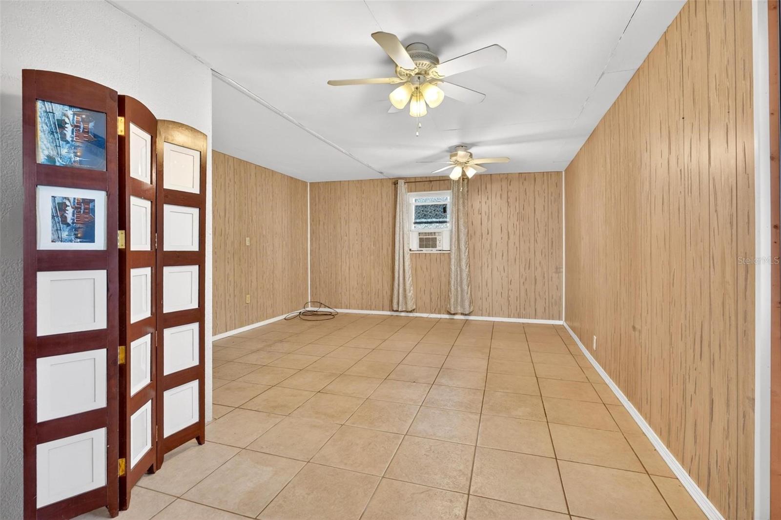 31643 HOWARD ST, TAVARES, FL, 32778