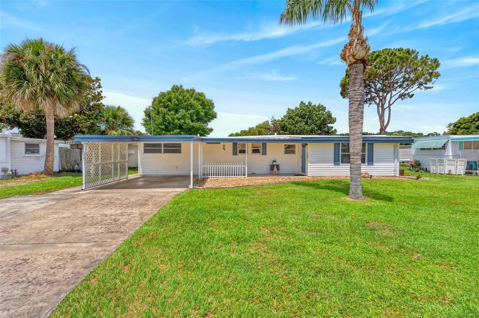 31643 HOWARD ST, TAVARES, FL, 32778
