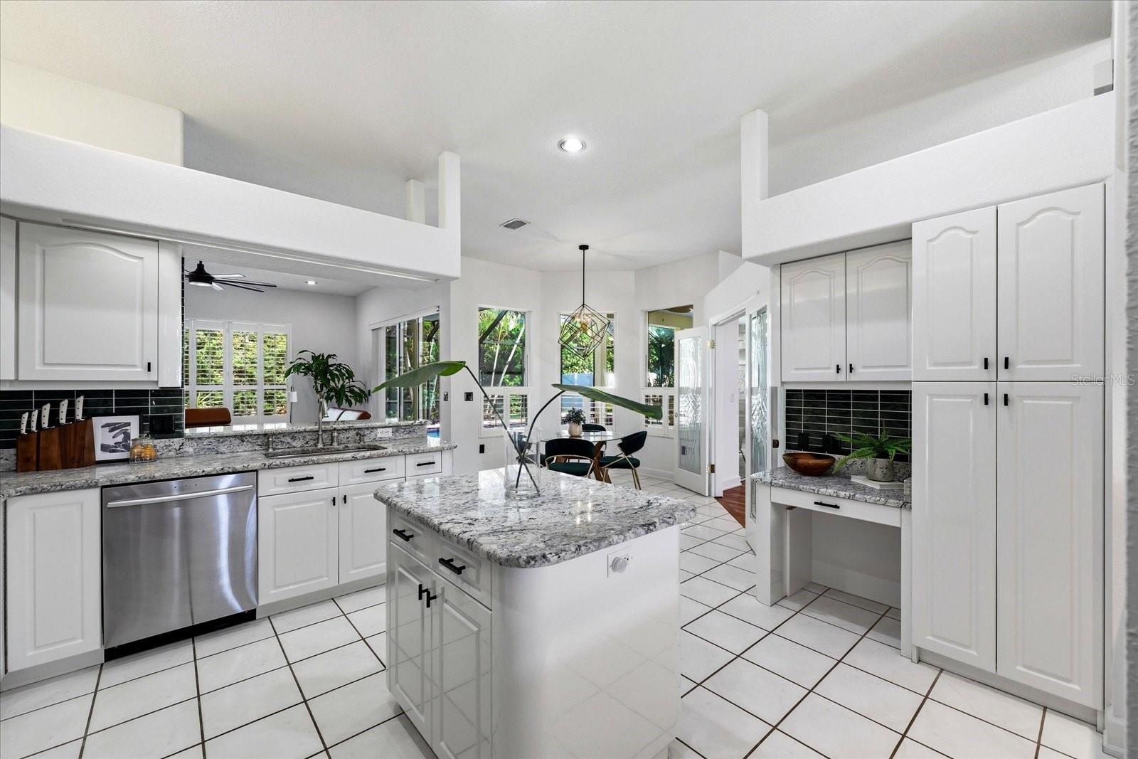 1038 WIDEVIEW AVE, TARPON SPRINGS, FL, 34689